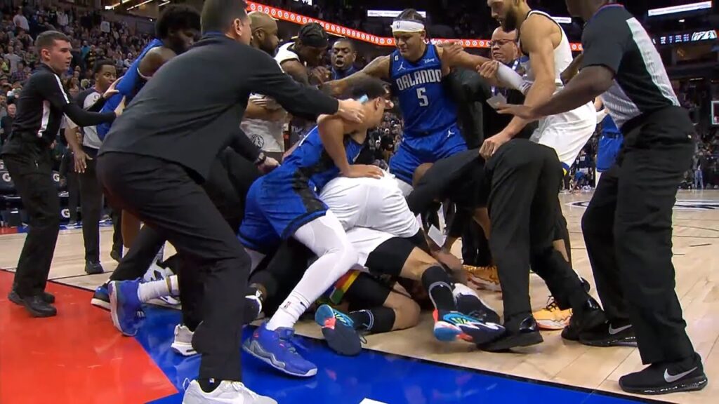 Mo Bamba comes off the bench to fight Austin Rivers and 5 players get ejected