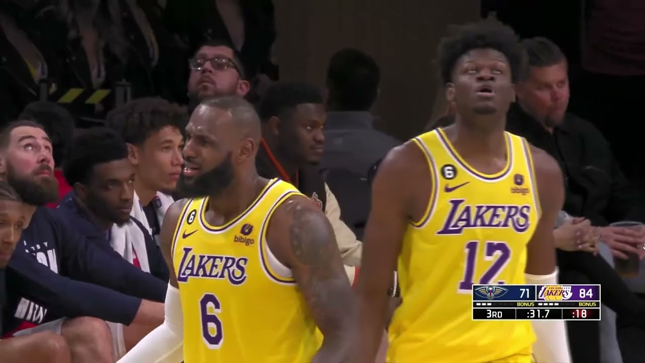 Lebron James makes a crazy pass to Mo Bamba #nba #highlights