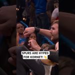 Entire Spurs team hype for Luke Kornet after his massive block!