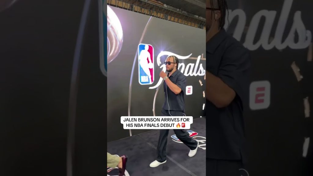 Jalen Brunson arrives for Game 1 of the NBA Finals 🏆