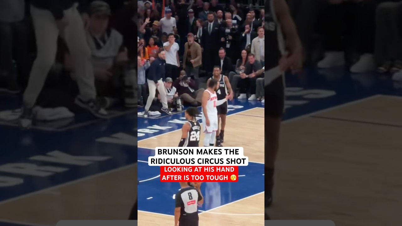 Brunson staring at this hand in disbelief 😂