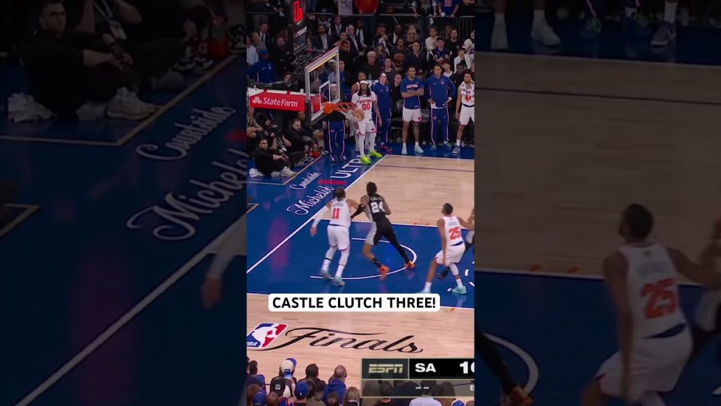 Stephon Castle knocks down the clutch three to extend the lead in Game 3!