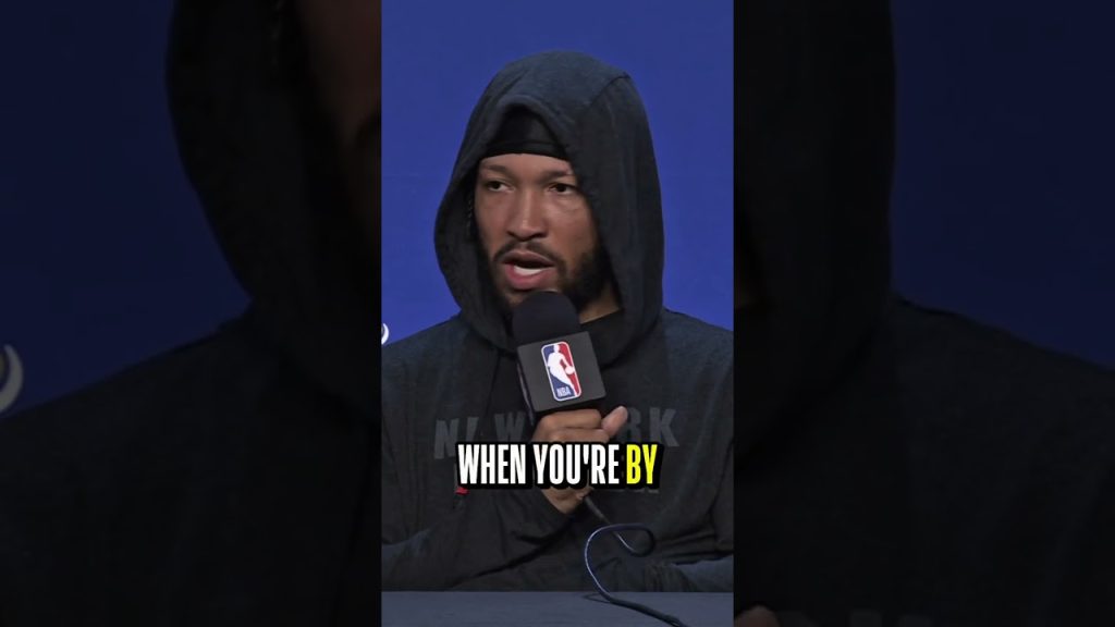NBA Player Correspondent Kon Knueppel asks Jalen Brunson about what makes a winning player π