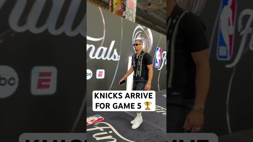 The Knicks are here for Game 5 of the NBA Finals 🏆