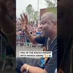 Patrick Ewing enjoying his ride through the New York streets 🔶🔷