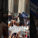 Mitchell Robinson rolling through the Knicks Championship Parade in style