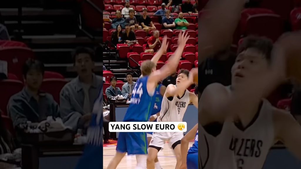 Yang Hansen stops on a dime and gets the pretty lay up